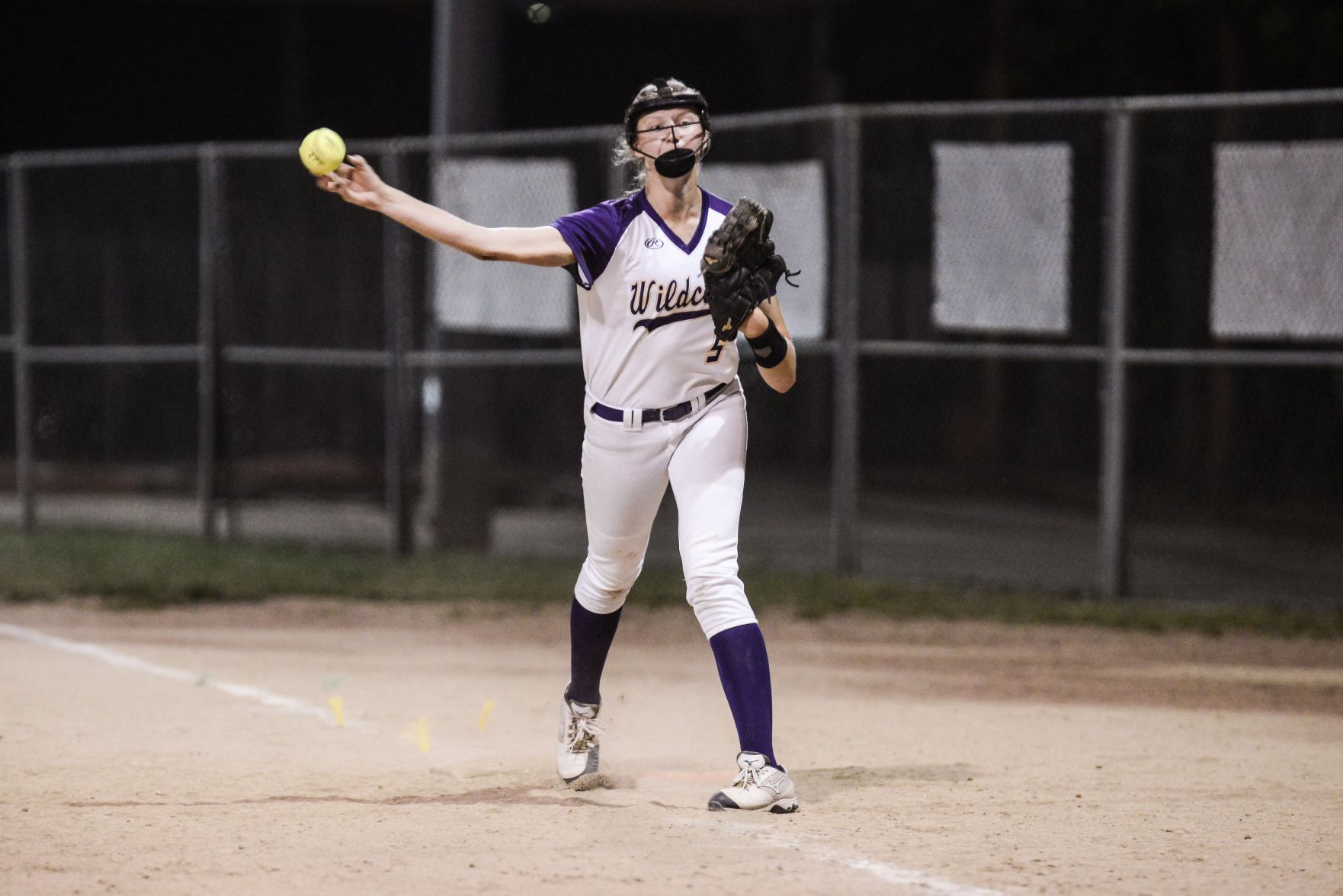 9/18/19 - Suburban Softball Tournament final - Holt vs Eureka